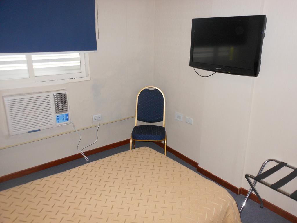 Hotel Orly Κοριέντες Δωμάτιο φωτογραφία
