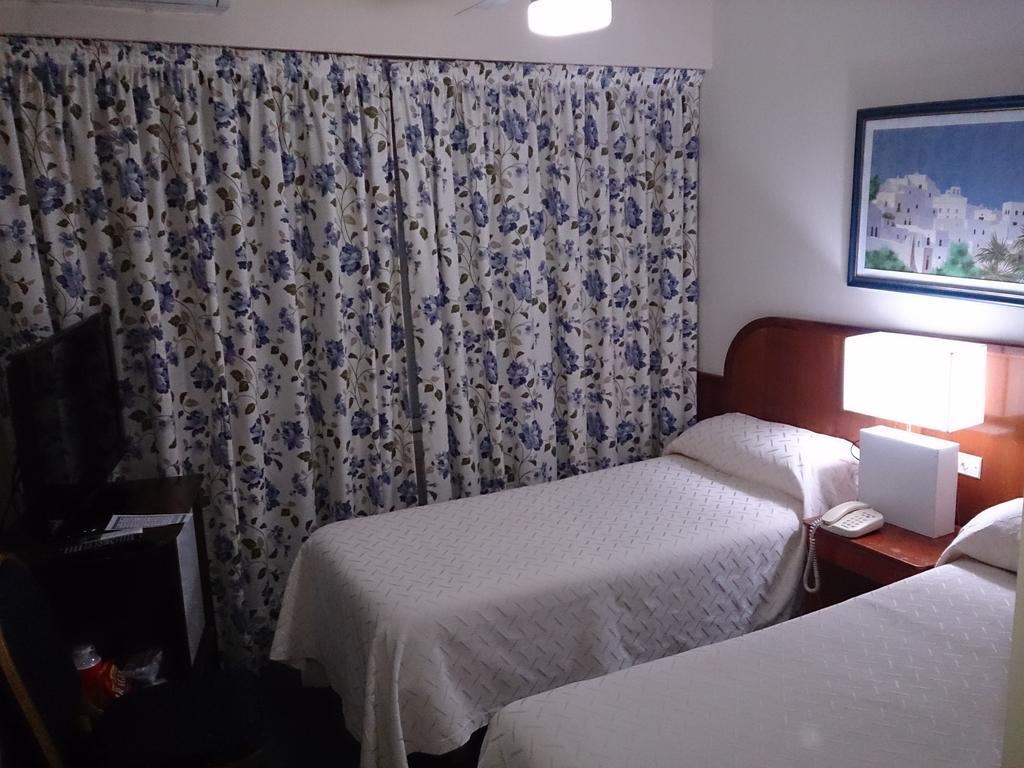 Hotel Orly Κοριέντες Δωμάτιο φωτογραφία