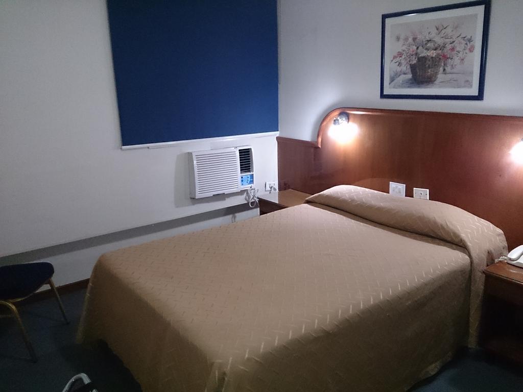 Hotel Orly Κοριέντες Δωμάτιο φωτογραφία