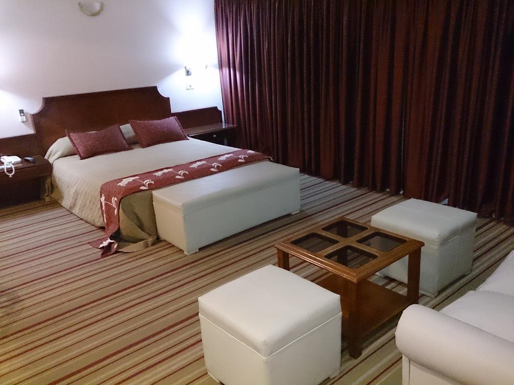 Hotel Orly Κοριέντες Δωμάτιο φωτογραφία